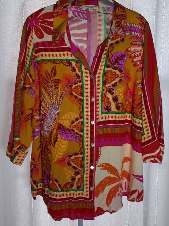 Christian Siriano Tops - CHRISTIAN SIRIANO NWOT Elbow Sleeve Collared Button-Up Tropical Design Blouse 1X